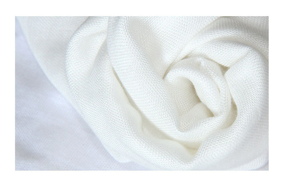 Drei Schicht-150gsm gesponnene Baumwoll-Gauze Material Fabric Gauze Swaddle-Decke