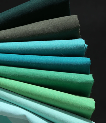 Breathable gesponnener Baumwollhemd-Gewebe-Baumwollsatin-einheitlicher Kleidermann-Adel kleidet 60X60 173X113 4/1