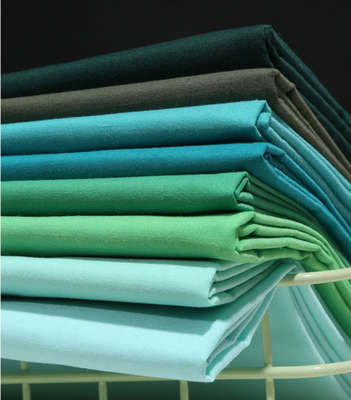 Breathable gesponnener Baumwollhemd-Gewebe-Baumwollsatin-einheitlicher Kleidermann-Adel kleidet 60X60 173X113 4/1