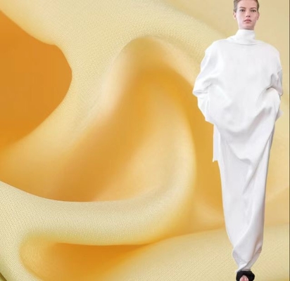 Minimal schrumpfendes Satingewebe für Bekleidung Weiches und bequemes Material