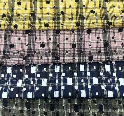 100% Baumwolle 130gm Modehemd Stoff Plaid Stoff Mischungen Künstlerisch