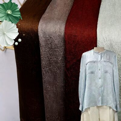 110 g/m² Satin-Crinkle-Stoff – leichtes seidenartiges Polyester mit Crinkle-Textur für elegante Kleider