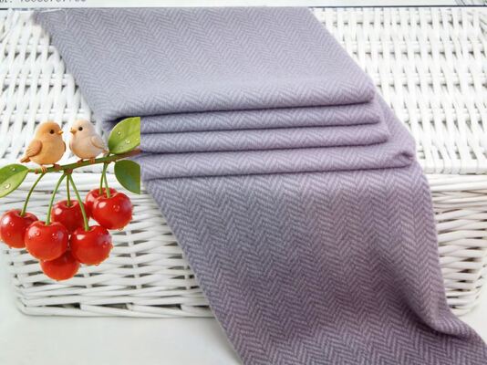 225 GSM Herringbone 50% Wolle Mantel Anzug Stoff Zeitlose Eleganz mit edlem europäischen Stil