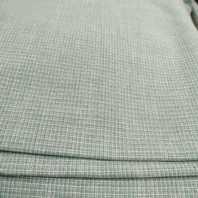 195 gm Garne mit 68% Polyester, 30% Rayon und 2% Spandex für Uniformen