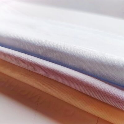 180cm Breite 180gsm Gewicht Baumwoll-Spandex-Stoff mit exzellenter elastischer Rückstellung für bequeme Bekleidung